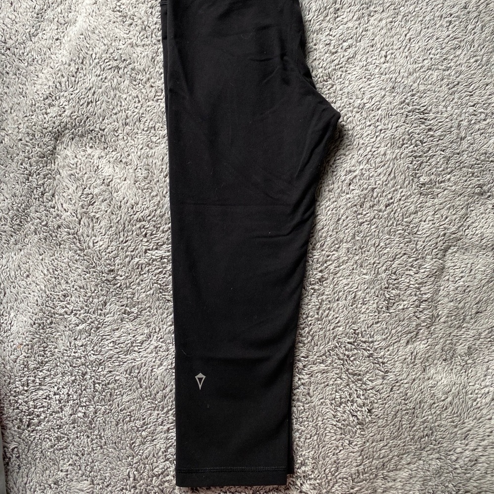 Ivivva capris leggings